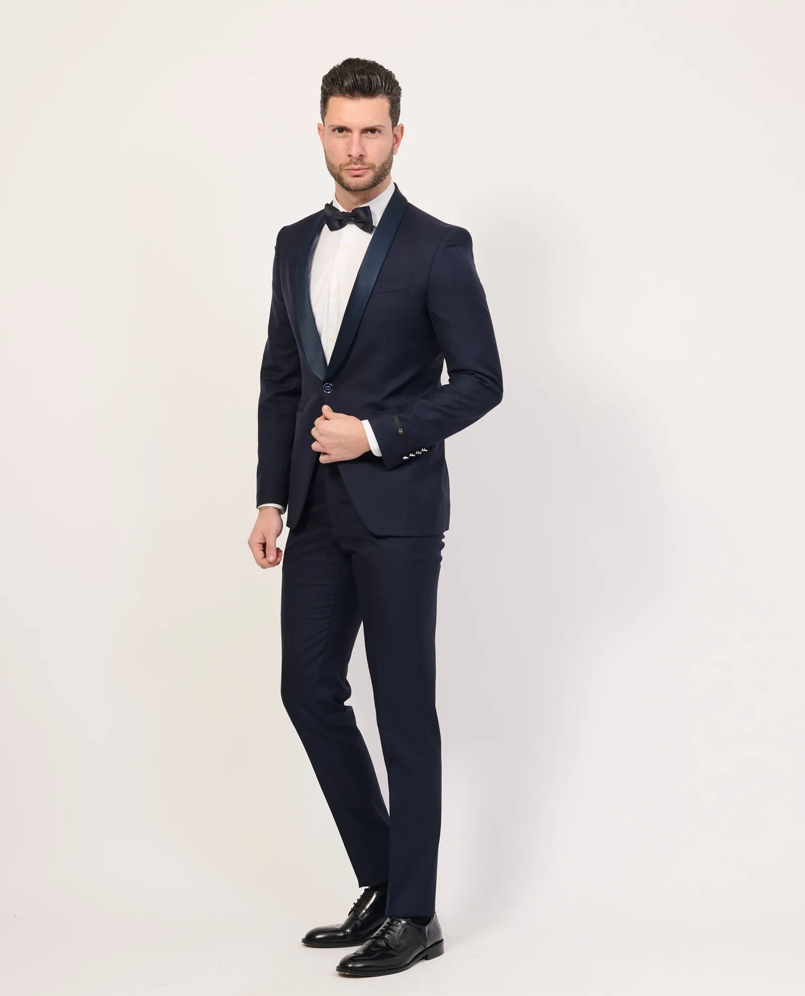 Abito uomo Carlo Pignatelli colore blu con collo sciallato