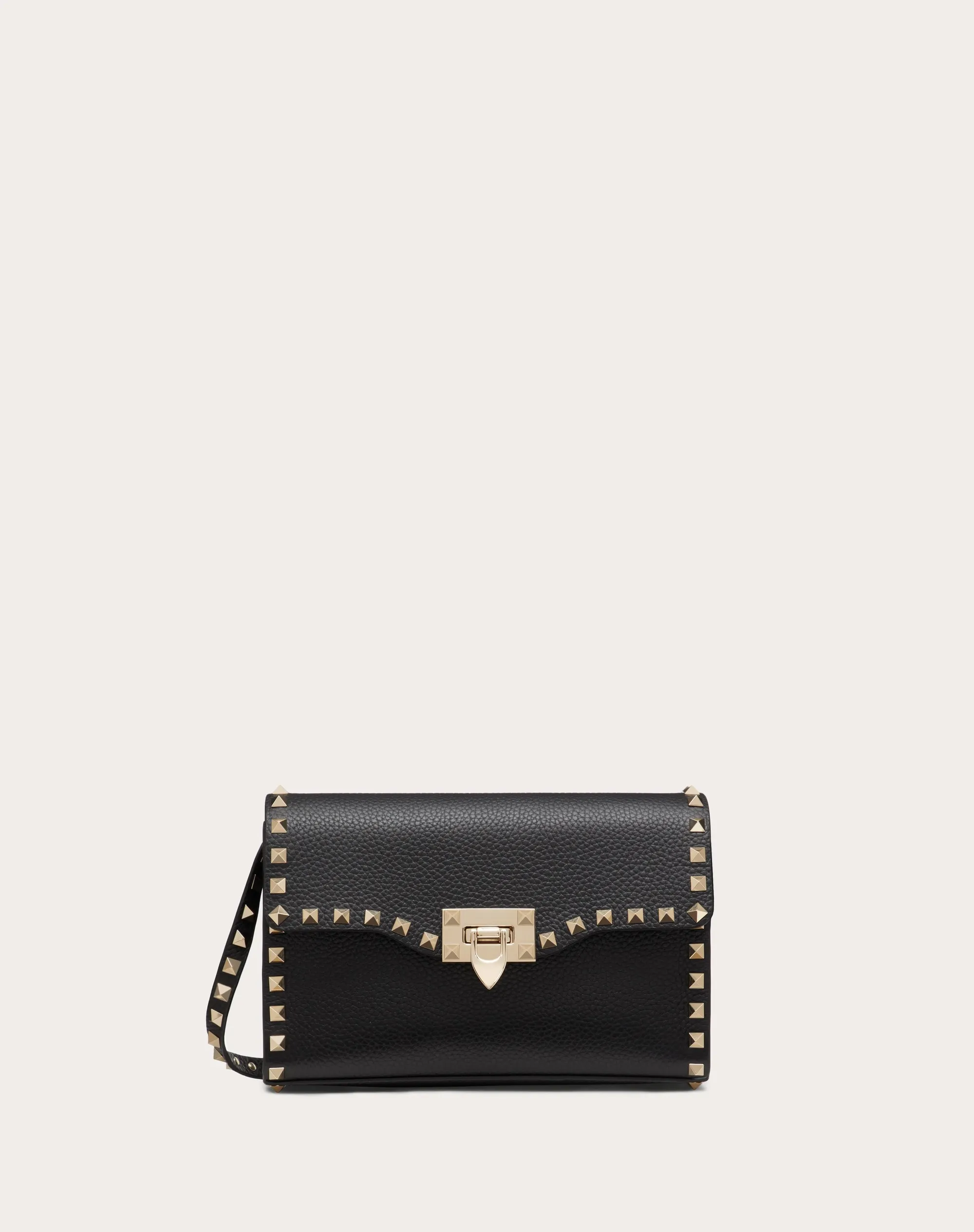 BORSA PICCOLA A TRACOLLA ROCKSTUD IN VITELLO GRANATO