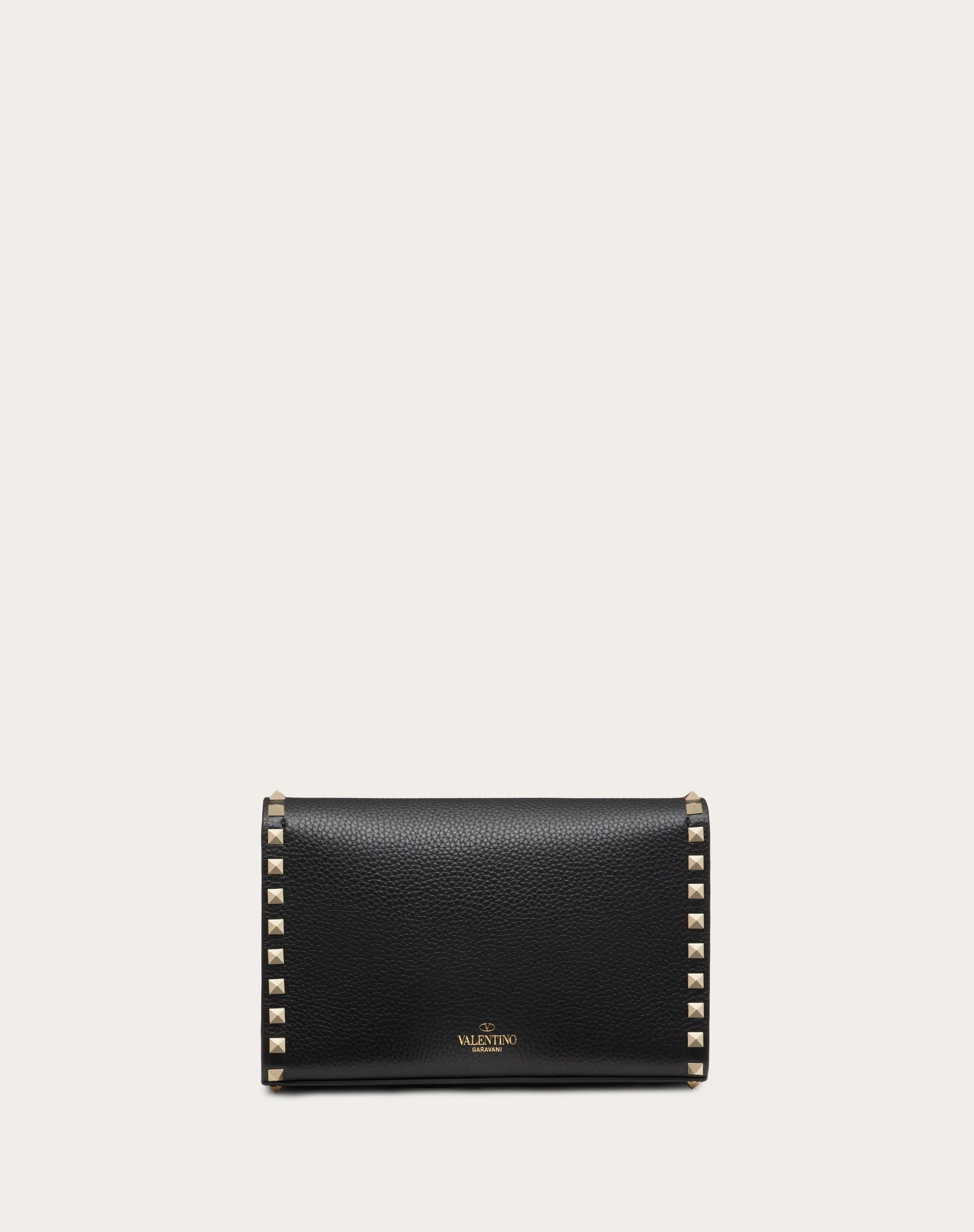 BORSA PICCOLA A TRACOLLA ROCKSTUD IN VITELLO GRANATO