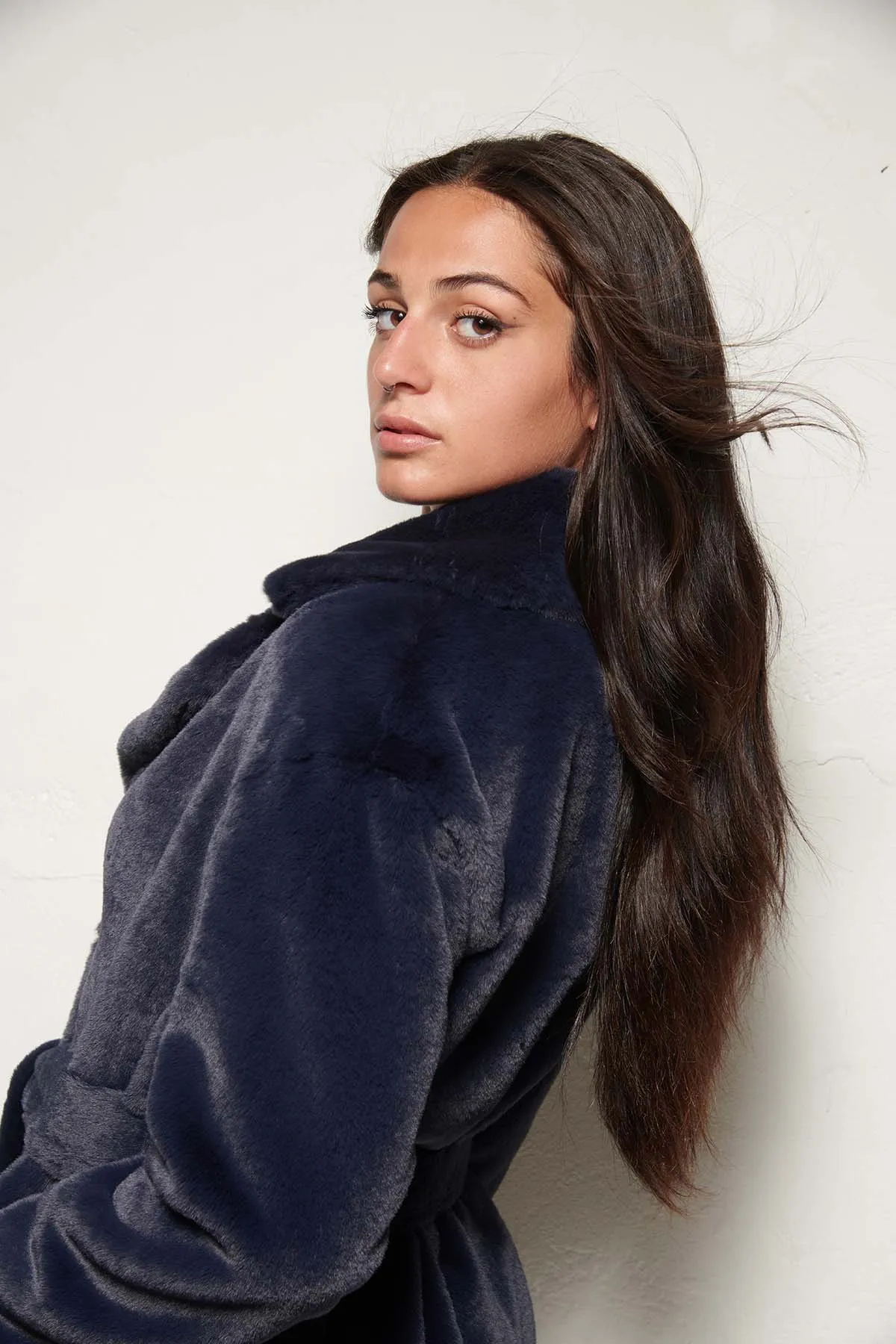 HERNO Cappotto in eco pelliccia blu con cintura