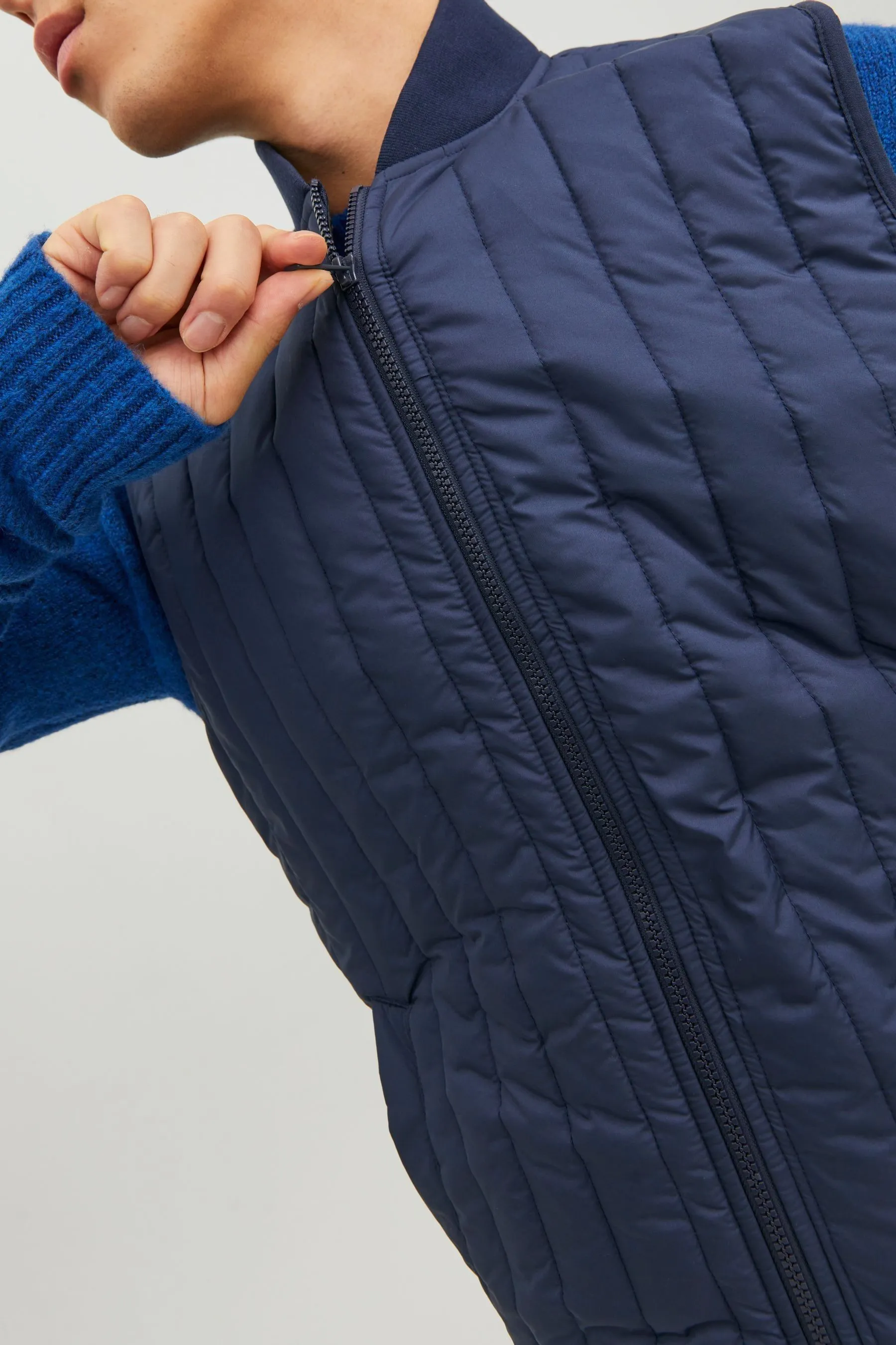 JACK & JONES - Smanicato leggero imbottito trapuntato