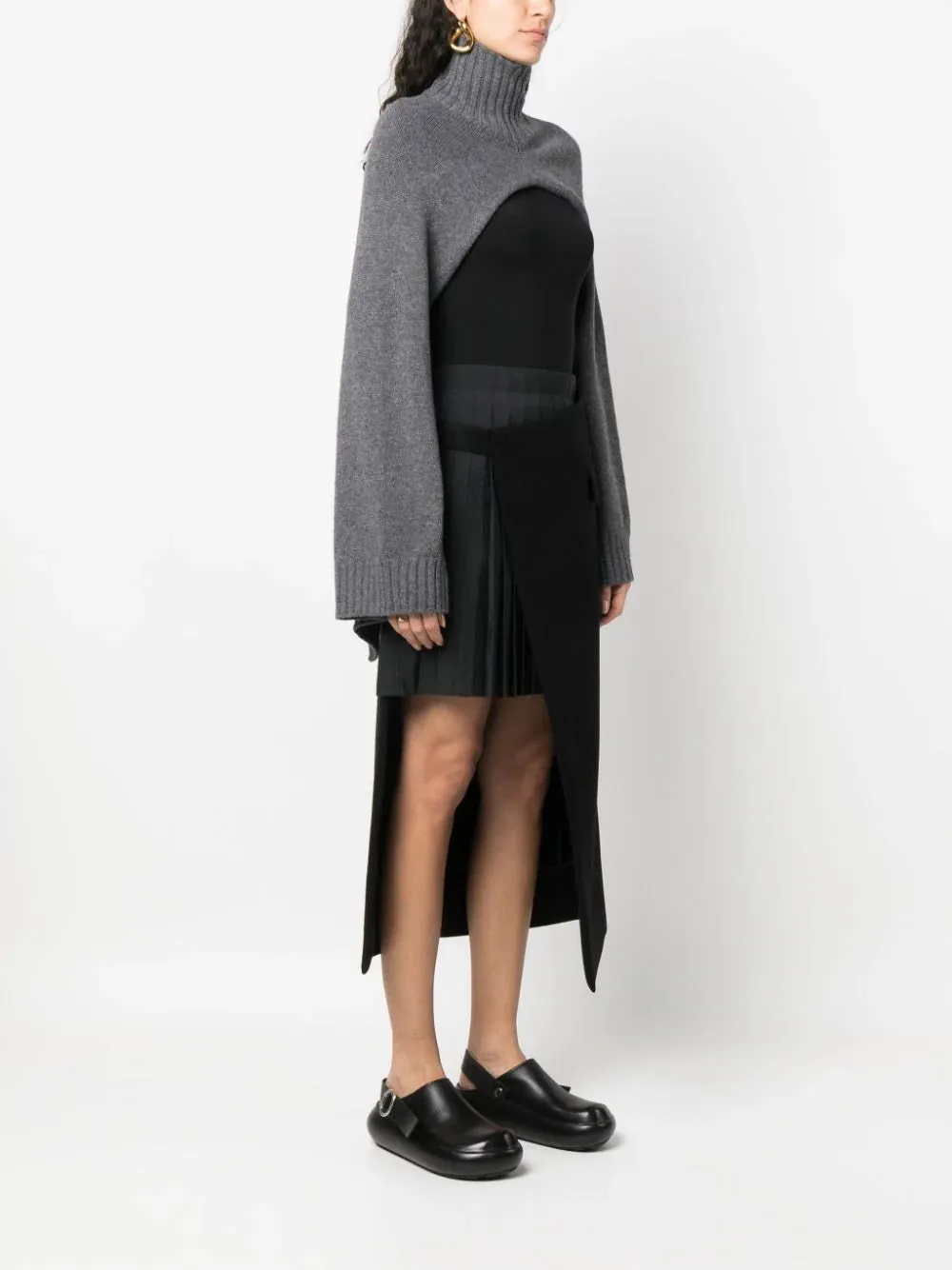 Maglione asimmetrico