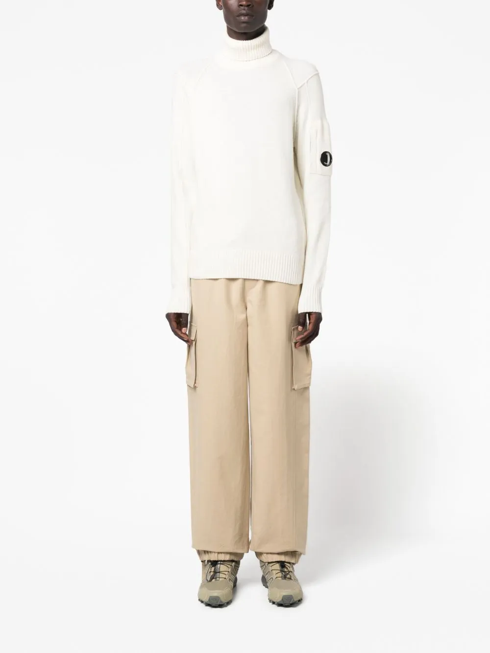 maglione bianco collo alto