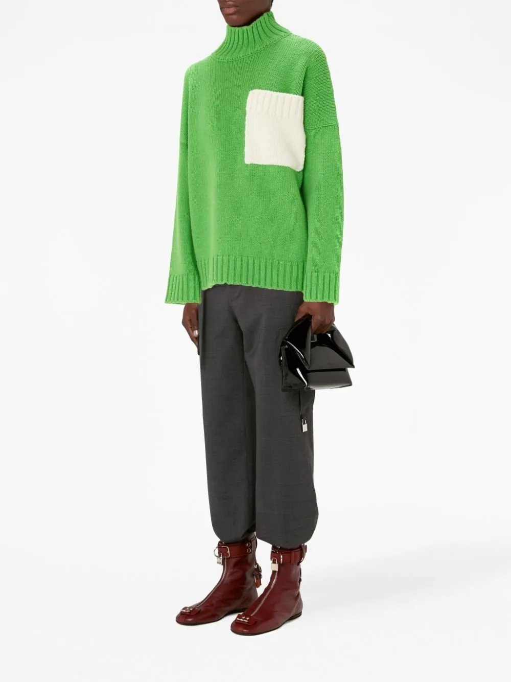 maglione verde mela con taschino