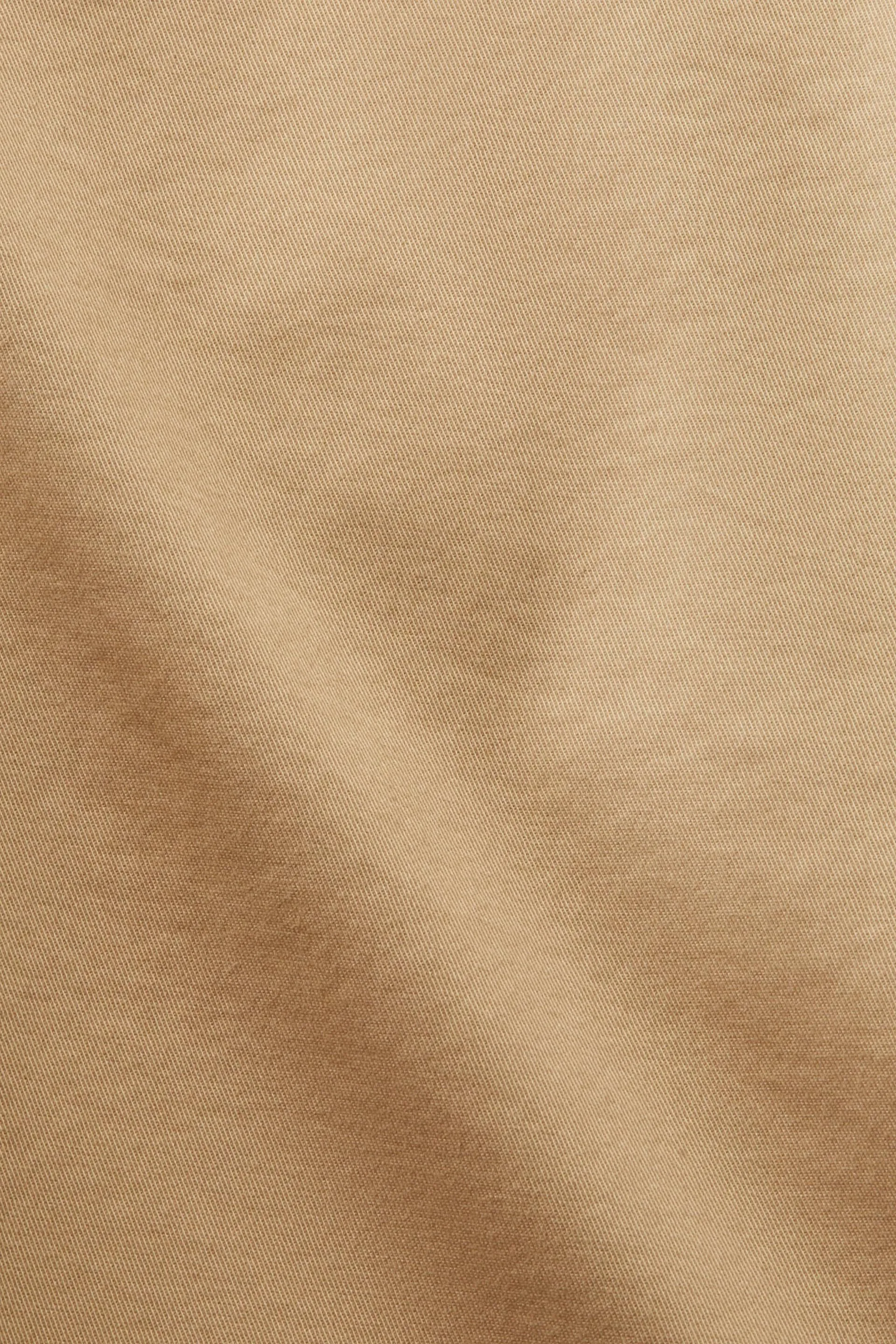 Pantaloncini in twill con risvolto