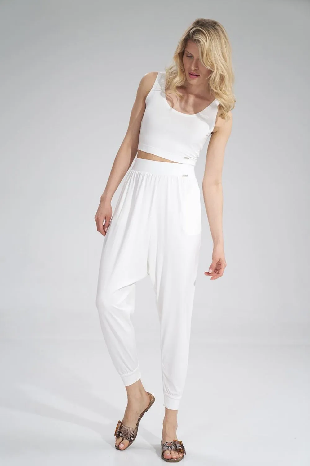 Pantaloni da donna model 162343 Figl