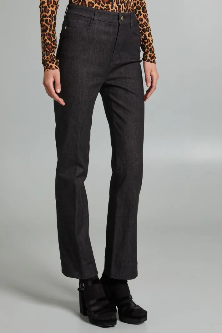 Pantaloni slim in denim