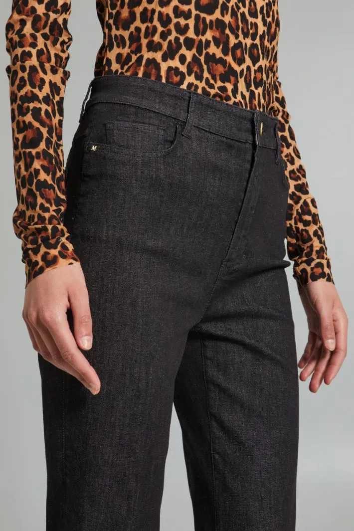 Pantaloni slim in denim