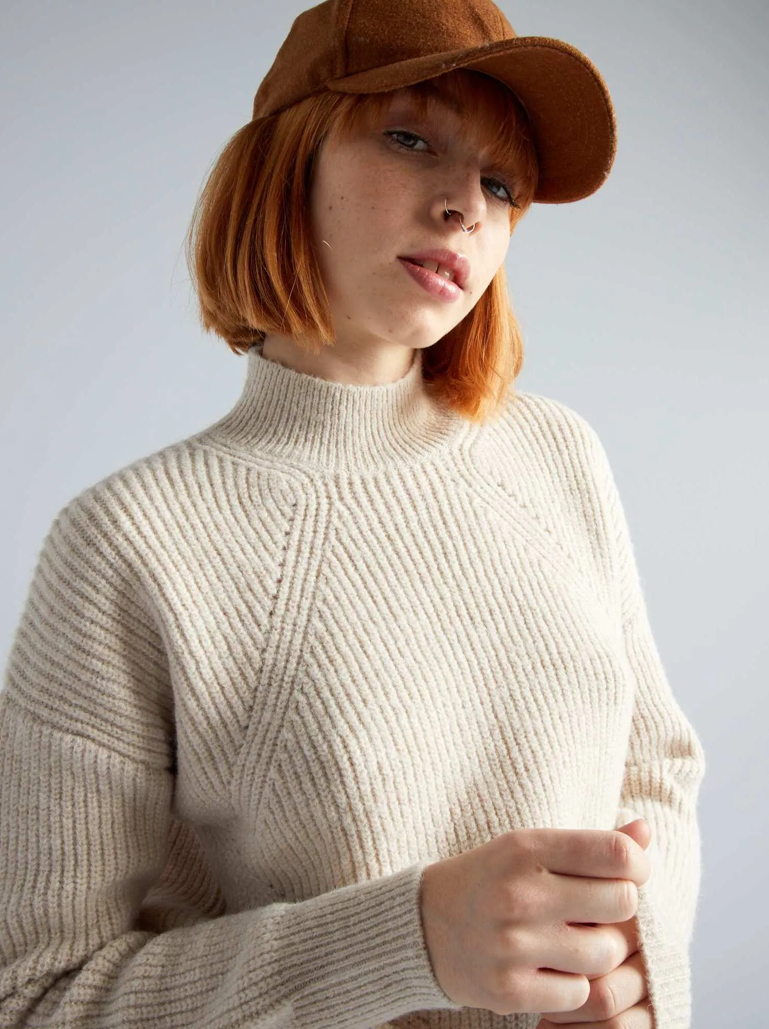 Pullover a maglia grossa traforato - BEIGE