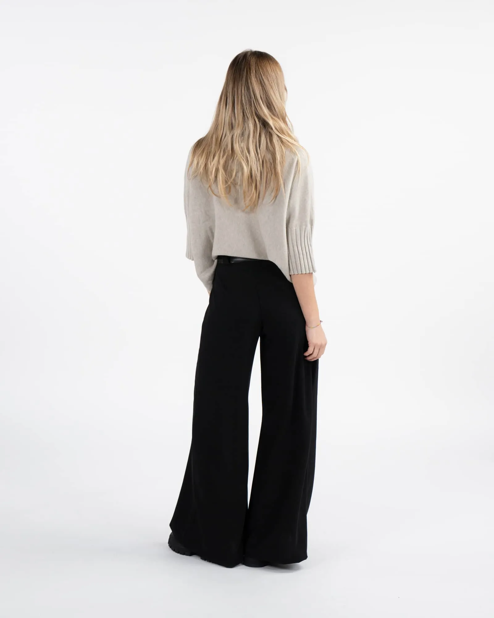 Pullover con collo alto a costine - BEIGE