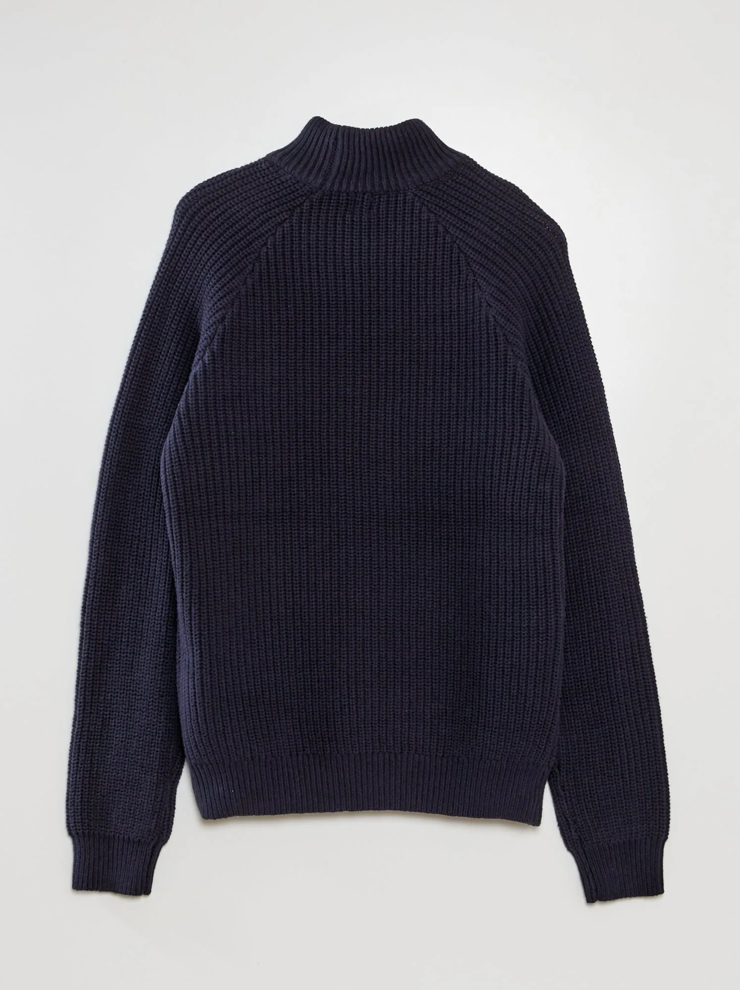 Pullover in maglia con lavorazione a trecce e collo alto - BLU