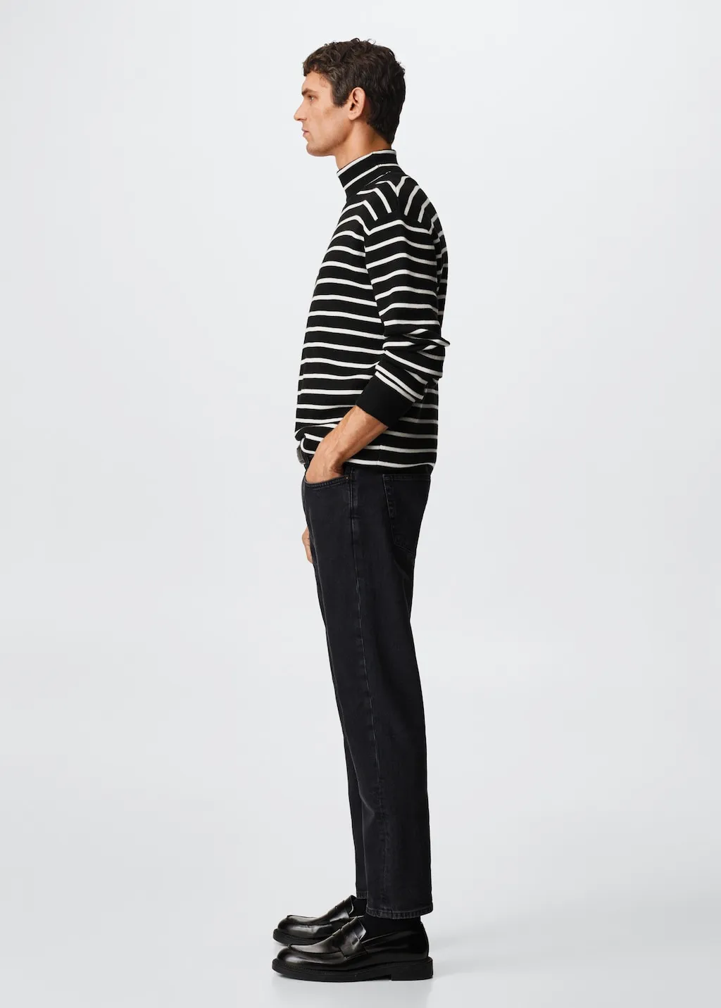 Pullover righe collo alto
