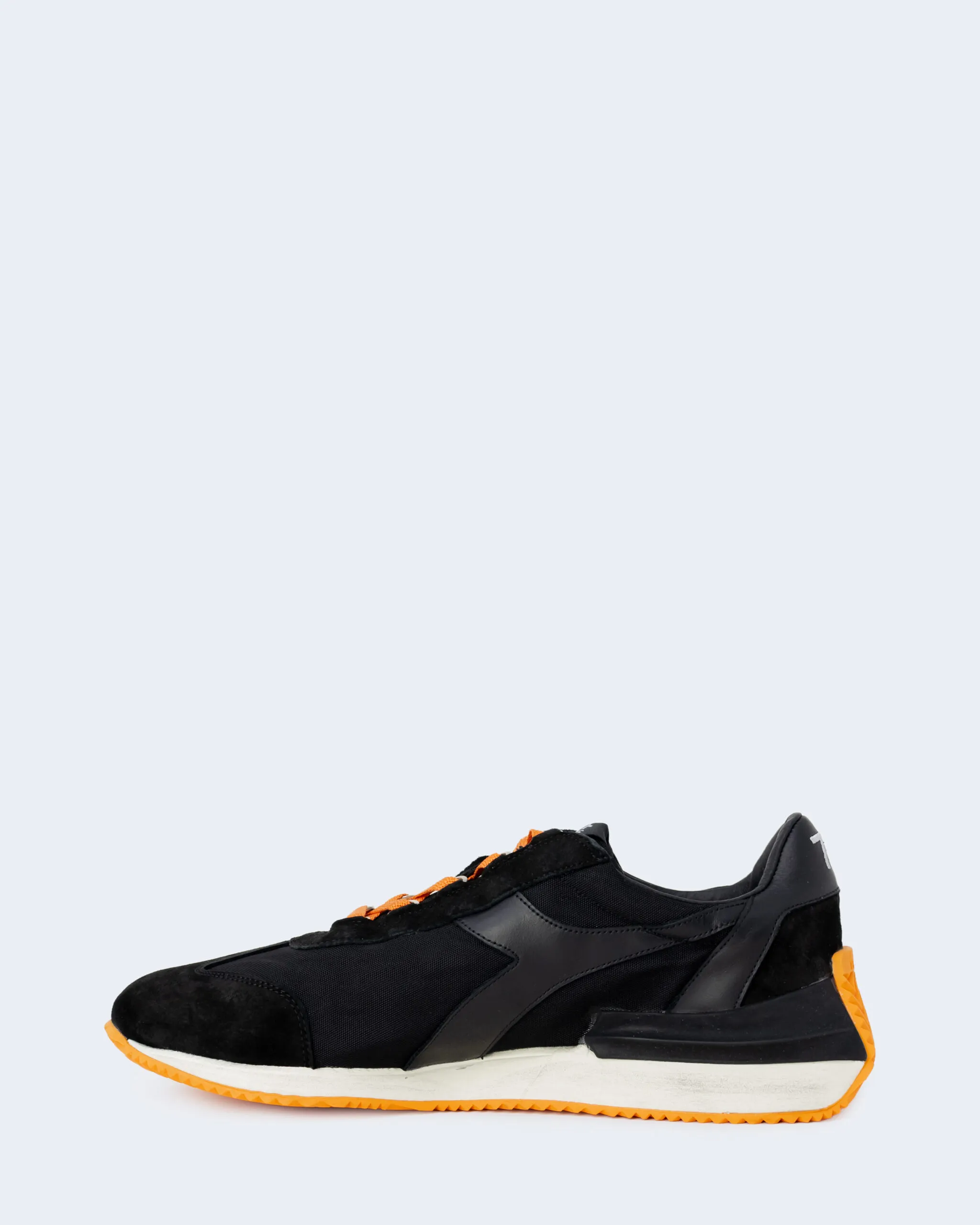 Sneakers Diadora Heritage equipe mad italia nubuck sw Nero