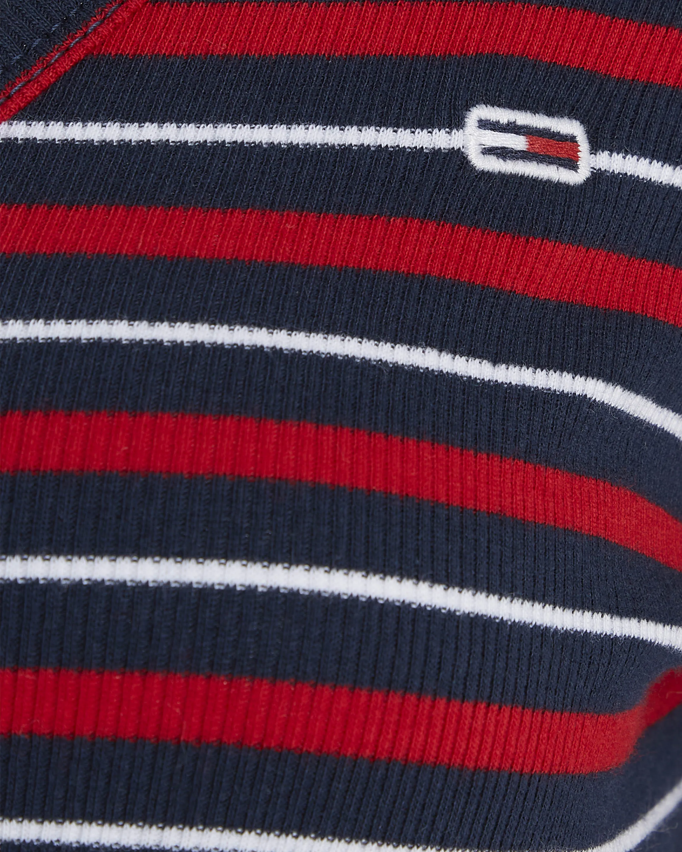 T-shirt a maniche lunghe in cotone stretch a righe blu e rosse lavorata a costine