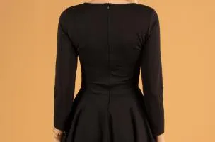 ​Abito elegante mini con scollo a V e volant K​yliana, nero