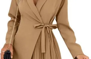 ​A​bito elegante ​a chiusura ad incrocio Denver​, marrone chiaro